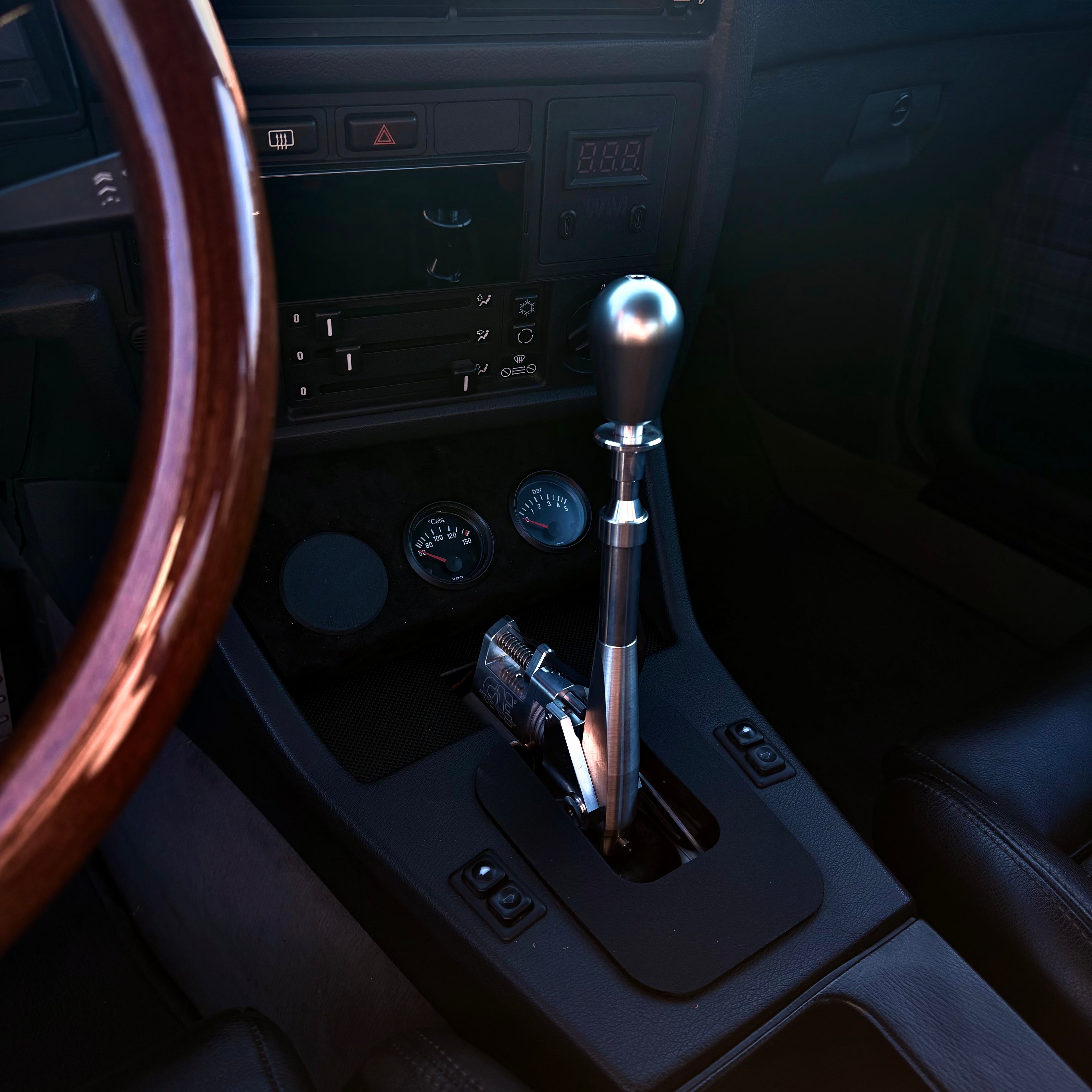 Center Console Cover Short Shifter suitable for BMW E30