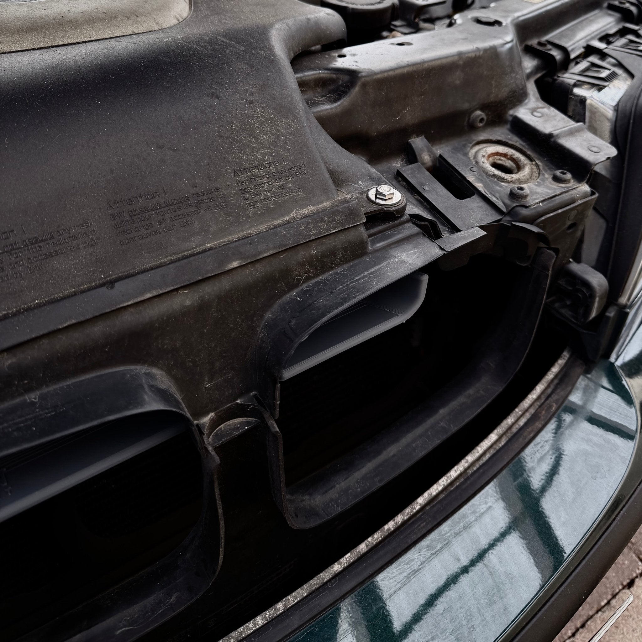 Airscoops / Ansaugluftführung / Kaltluftansaugung passend für BMW E46 - WEHRAN MOTORSPORT