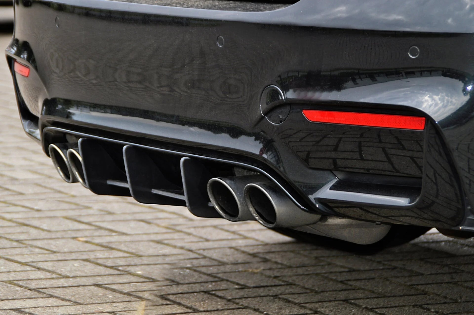 Heckeinsatz Diffusor passend für BMW M3 M4 F80 F82 F83 - WEHRAN MOTORSPORT