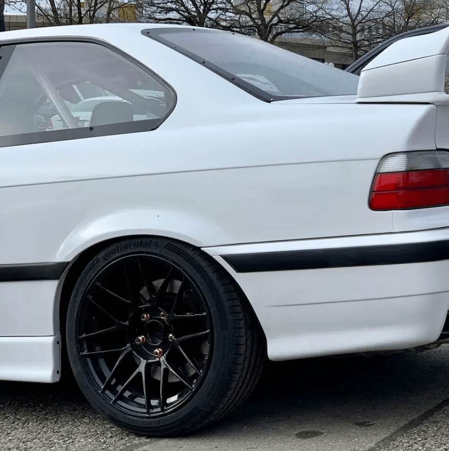 Rennsport Stehbolzen - Kit 12x1.5mm für BMW E30 / E36 / E46 / E9X - WEHRAN MOTORSPORT